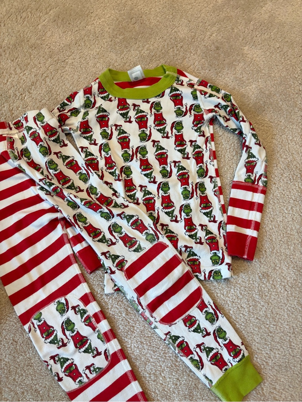 Dr. Seuss Kids Grinch Red, White & Green Pajama Set